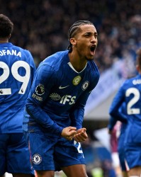 乐鱼官方-遭93分钟绝平！1.2亿先生低迷，切尔西主场爆冷，下轮死磕阿森纳