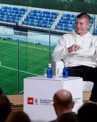 罗马诺：老佛爷想克罗斯回归任职，视他皇马形象完美代言人